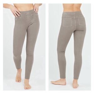 NWT - SPANX Jean-ish Ankle Legging Earthy Taupe, Sz M